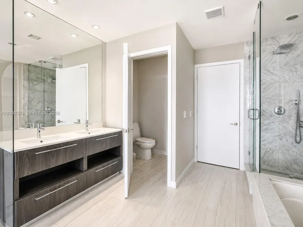 480 NE 31st St #3705 Miami, FL 33137