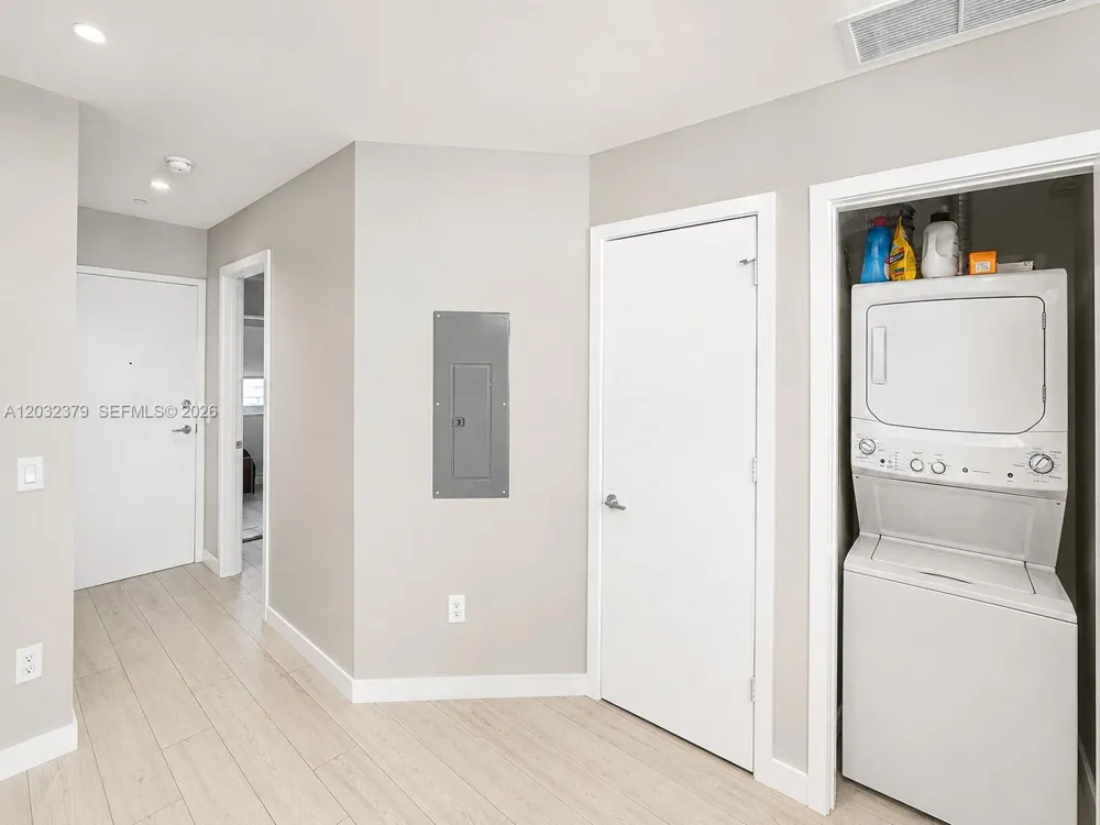 480 NE 31st St #3705 Miami, FL 33137