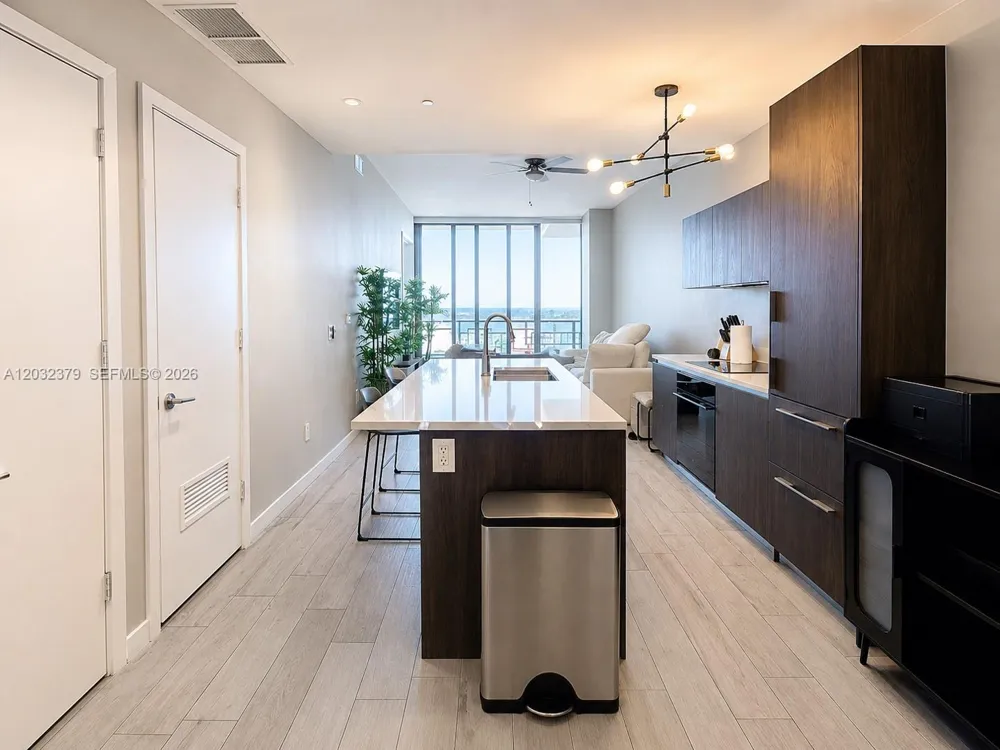 480 NE 31st St #3705 Miami, FL 33137