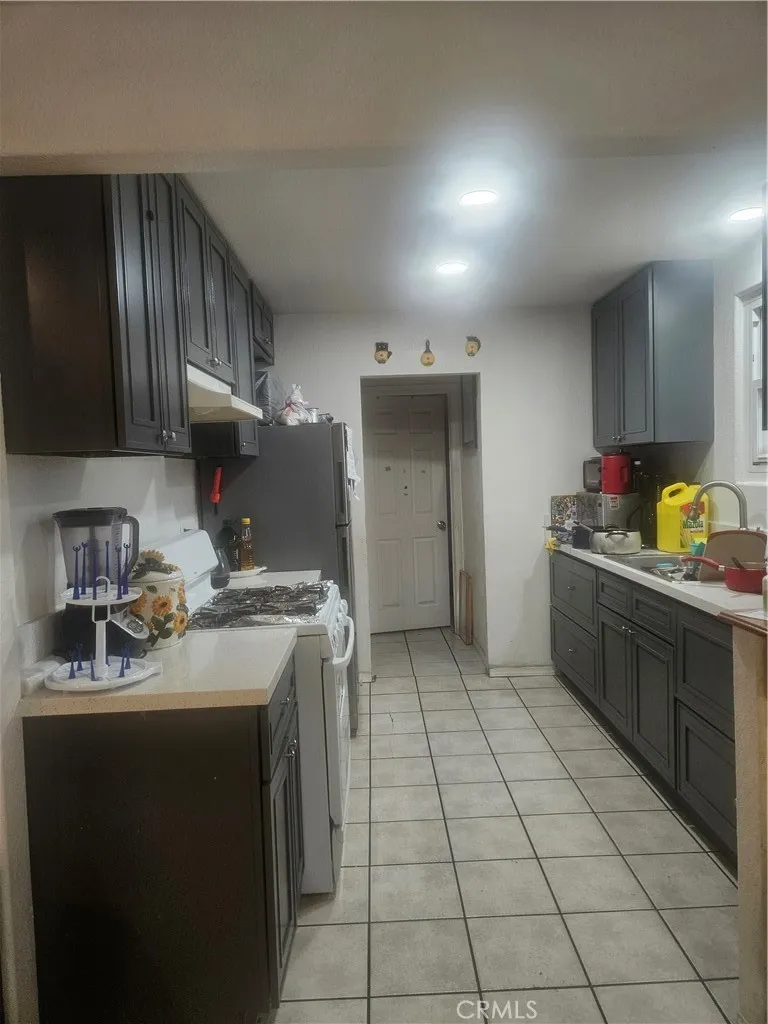 4921 W 104Th St Inglewood, CA 90304