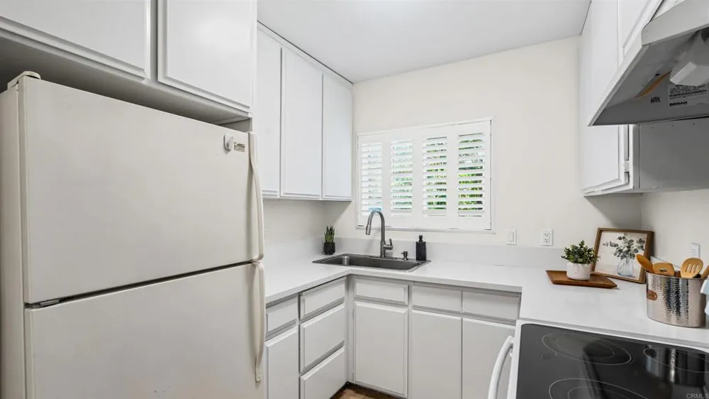 4180 Cleveland Ave #14 San Diego, CA 92103