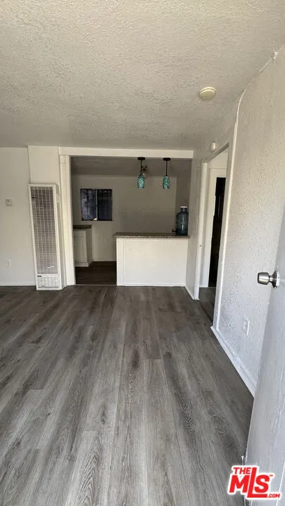 8806 Beach Street #8806 Los Angeles, CA 90002