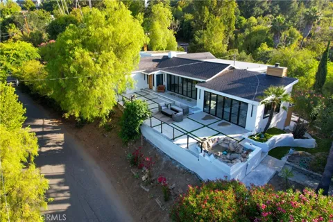 2600 Topanga Skyline