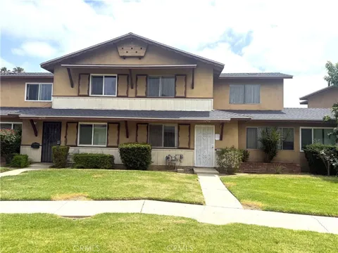 12912 Indian Lane