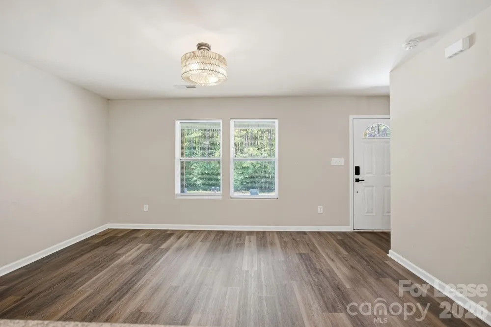 1361 Ontario Drive Kannapolis, NC 28083