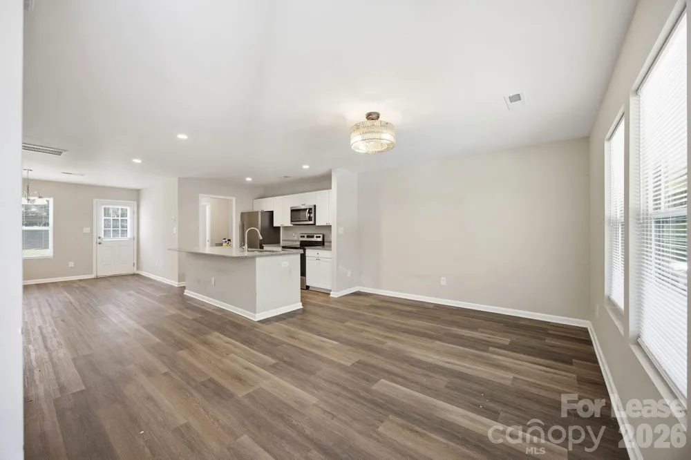 1361 Ontario Drive Kannapolis, NC 28083