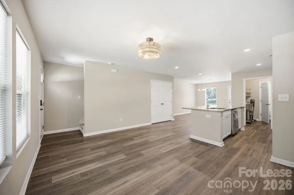 1361 Ontario Drive Kannapolis, NC 28083