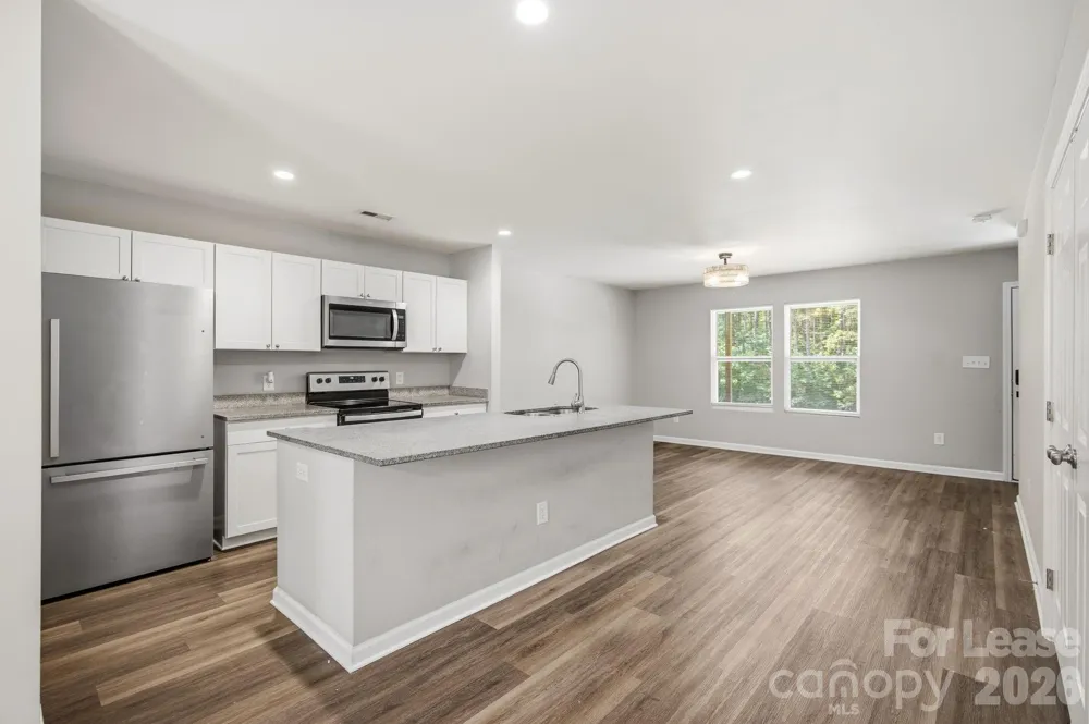 1361 Ontario Drive Kannapolis, NC 28083