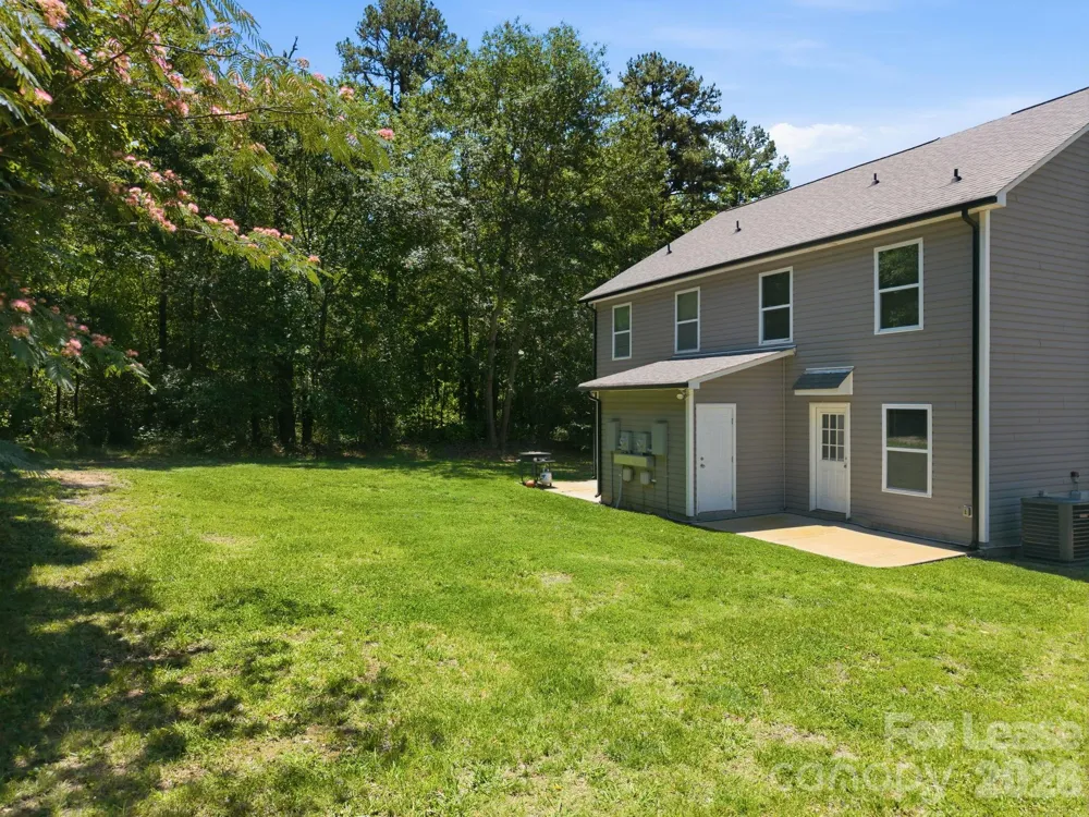 1361 Ontario Drive Kannapolis, NC 28083