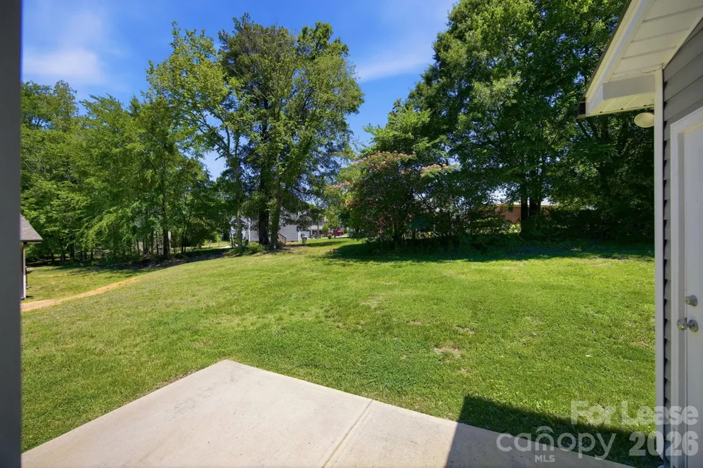 1361 Ontario Drive Kannapolis, NC 28083