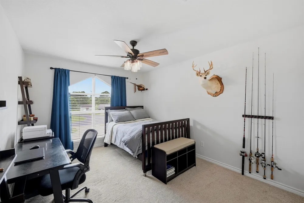 219 Navajo Trail Lake Kiowa, TX 76240