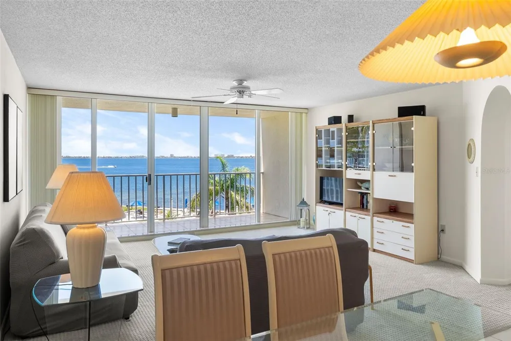 5155 ISLA KEY BOULEVARD S #304 St Petersburg, FL 33715