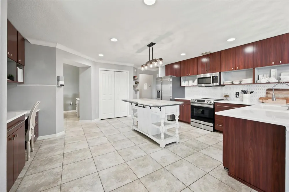 6145 SE 96TH STREET Belleview, FL 34420