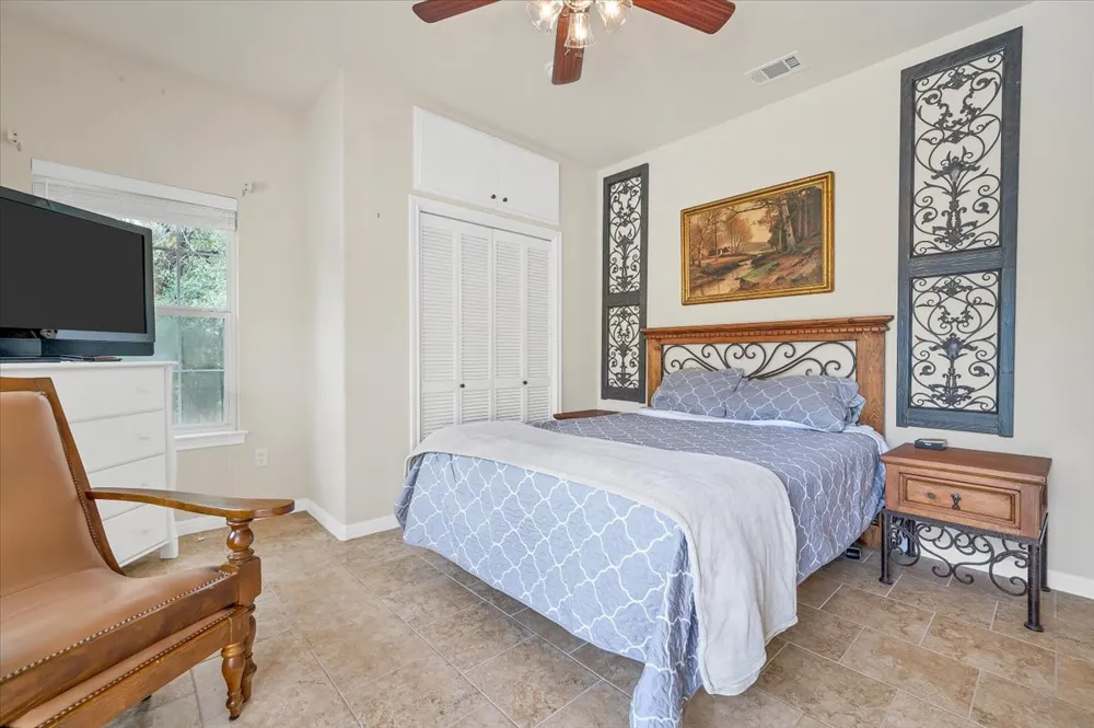 18609 Venture Drive Point Venture, TX 78645