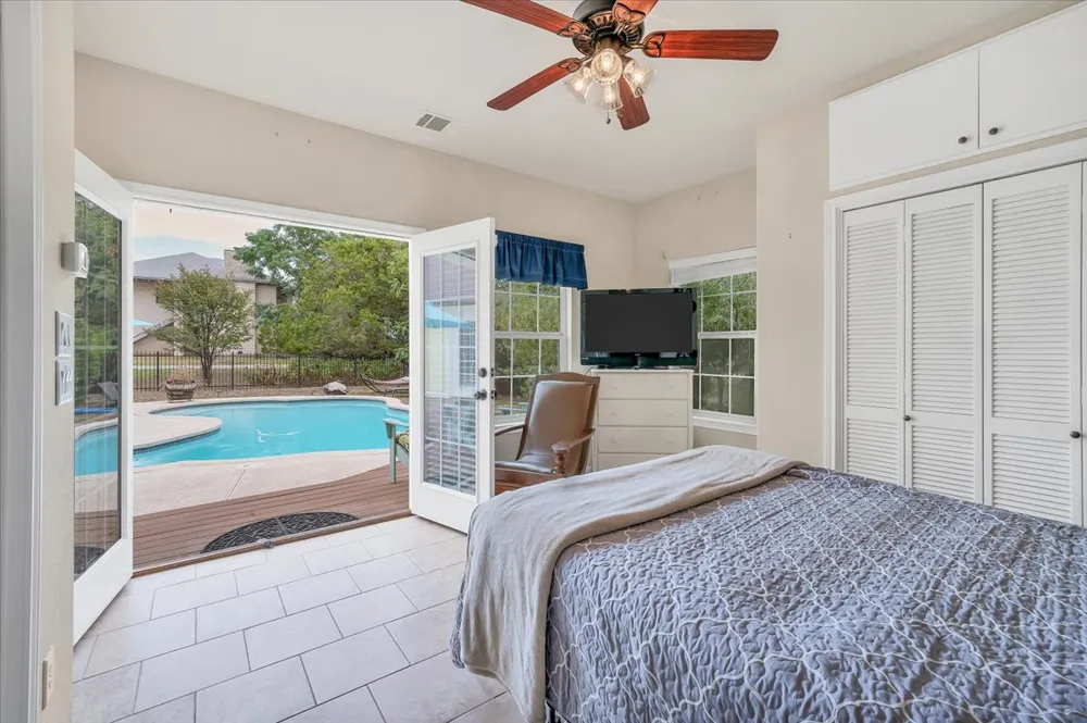 18609 Venture Drive Point Venture, TX 78645