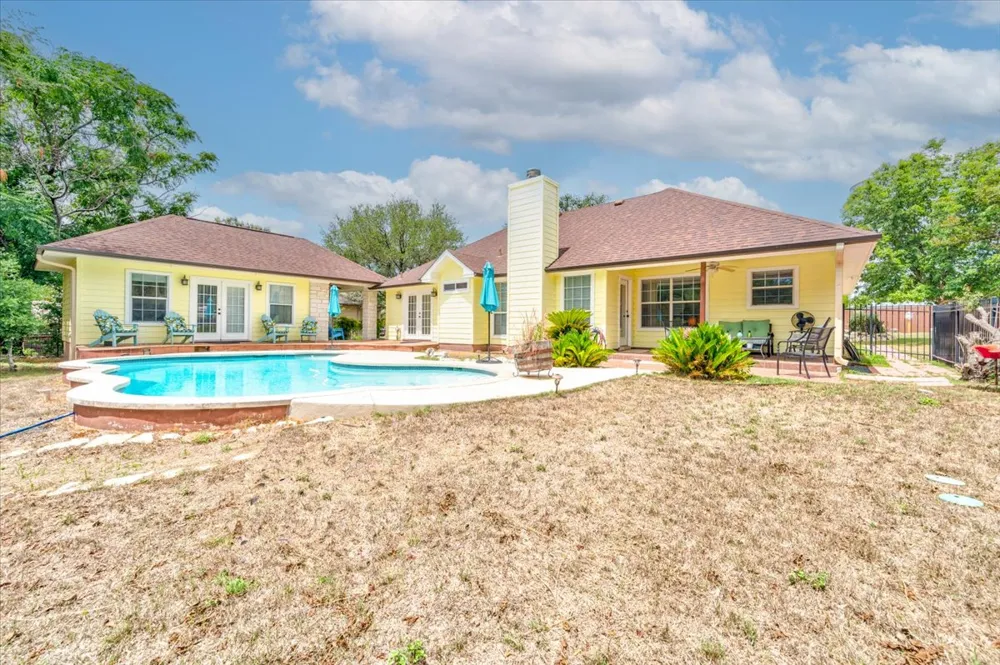 18609 Venture Drive Point Venture, TX 78645