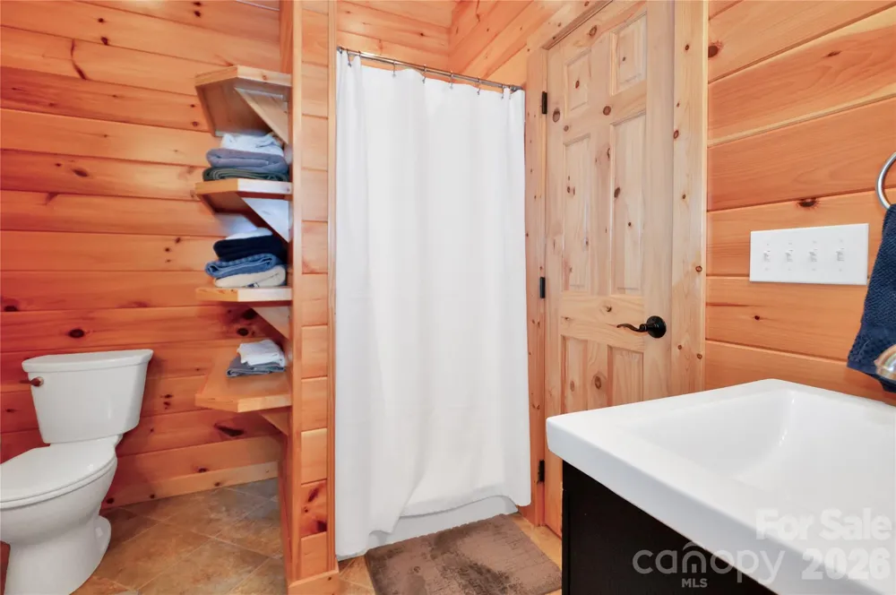 6365 Julius Drive Newland, NC 28657