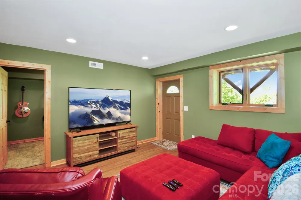 6365 Julius Drive Newland, NC 28657