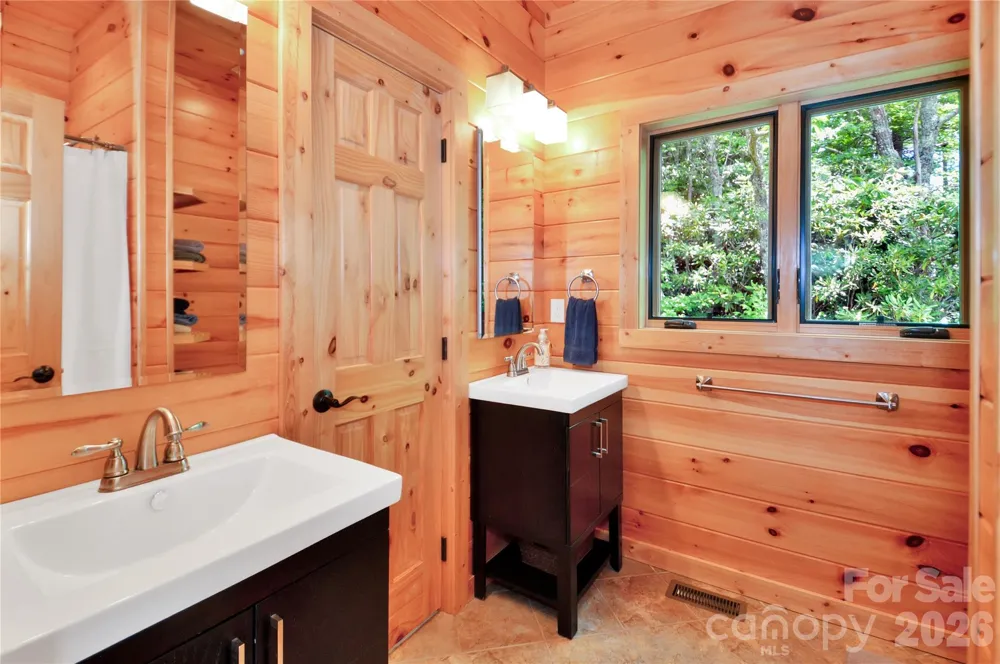 6365 Julius Drive Newland, NC 28657