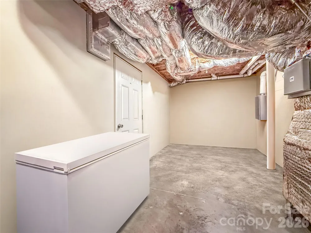 6365 Julius Drive Newland, NC 28657