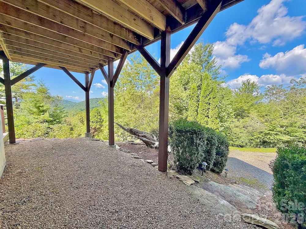 6365 Julius Drive Newland, NC 28657