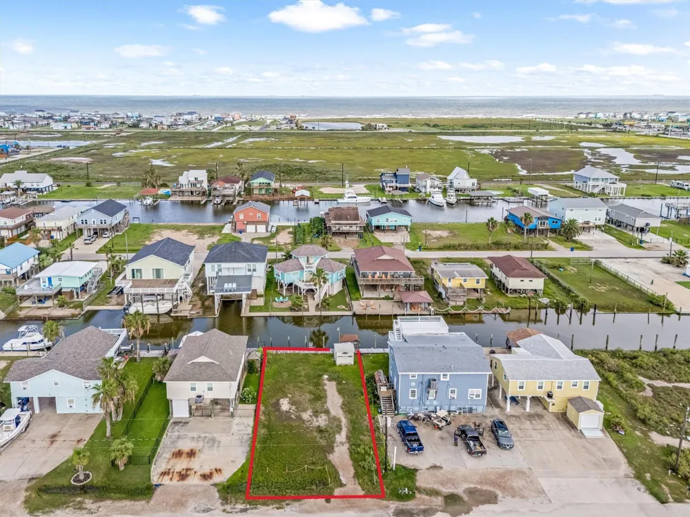 6 Shark Lane Surfside Beach, TX 77541