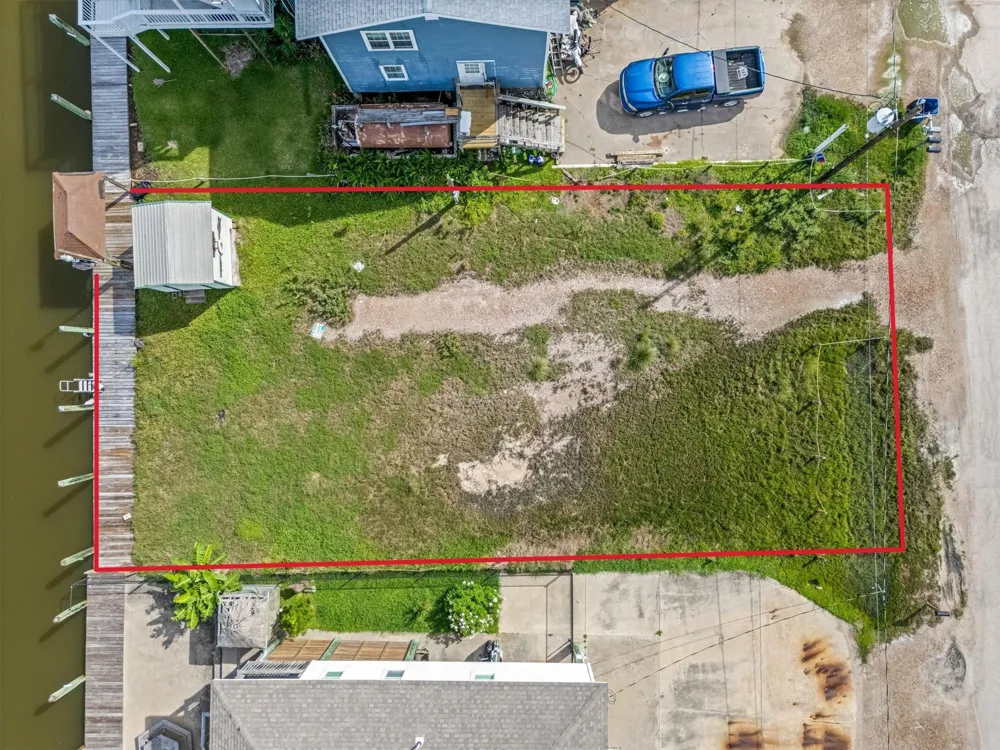 6 Shark Lane Surfside Beach, TX 77541