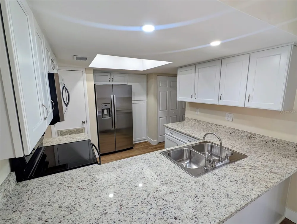 3205 DEER COURT Brandon, FL 33511
