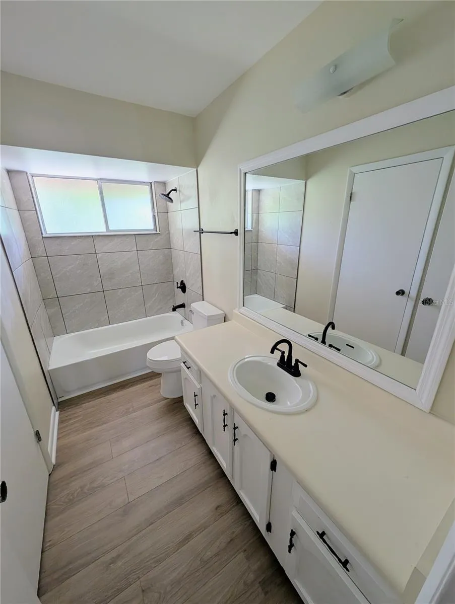 3205 DEER COURT Brandon, FL 33511