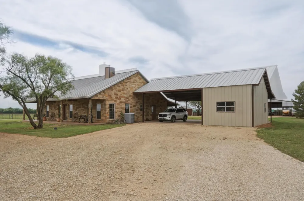 15030 Fm 600 Avoca, TX 79503