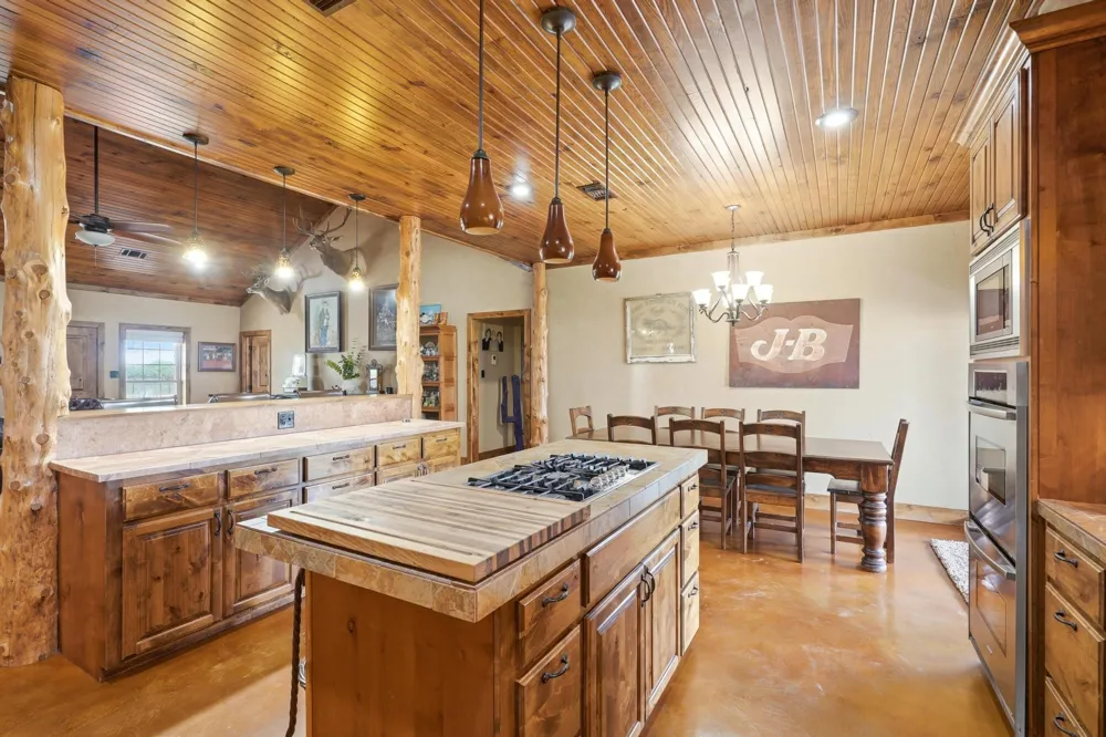15030 Fm 600 Avoca, TX 79503