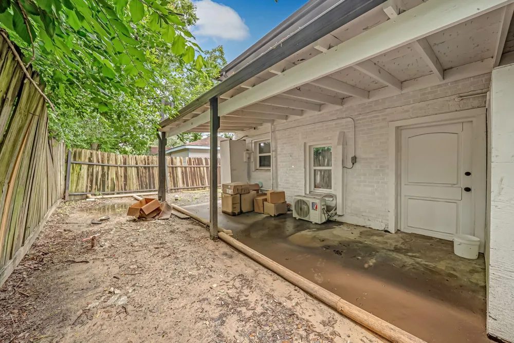 217 Johnson Street #1 Pasadena, TX 77506