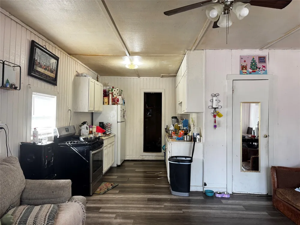 108 Ellis Ave Avenue Mt Pleasant, TX 75455