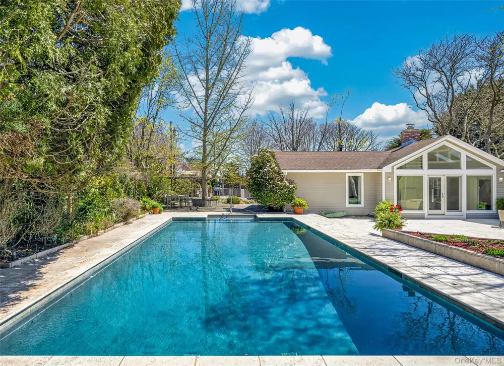 4 Far Pond Road Southampton, NY 11968
