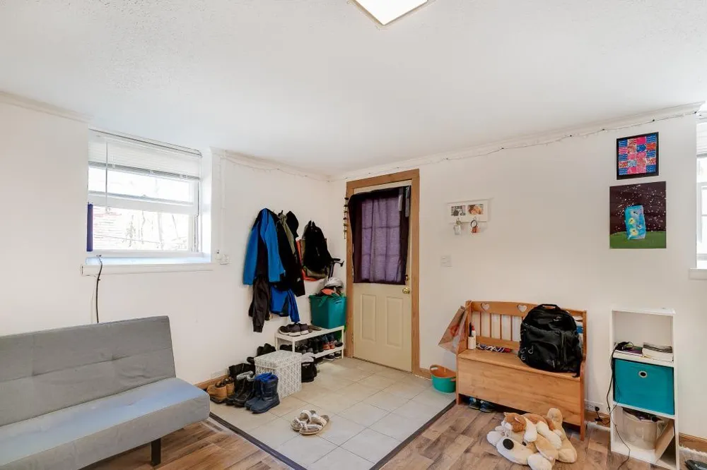 4005 W 44th Street #C Edina, MN 55424