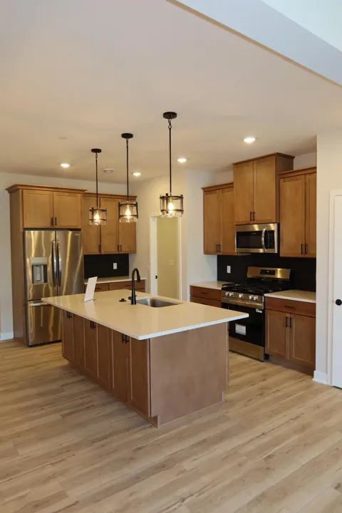 13789 Hollybrook Circle