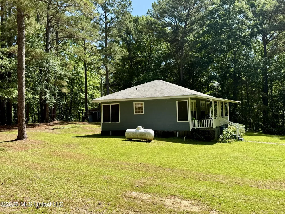 11036 Attala Road 4202 Kosciusko, MS 39090