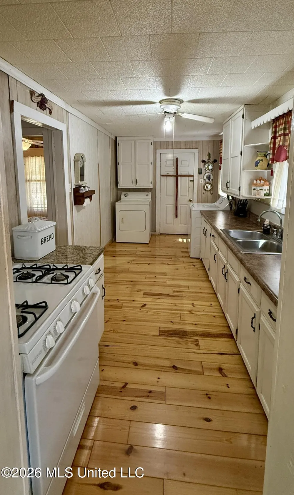 11036 Attala Road 4202 Kosciusko, MS 39090
