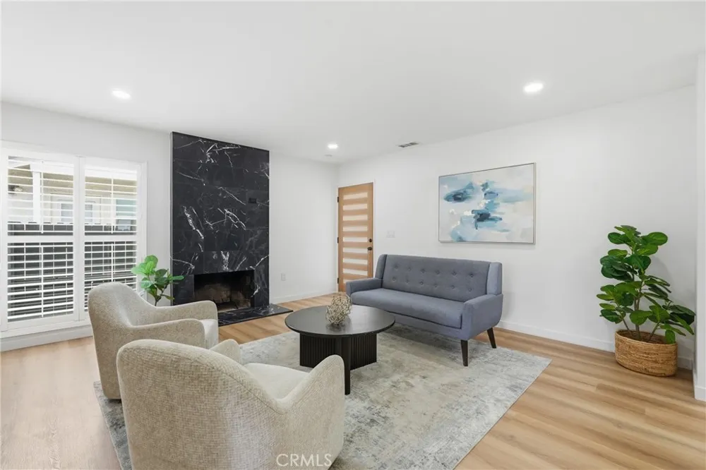 3308 Faust Long Beach, CA 90808