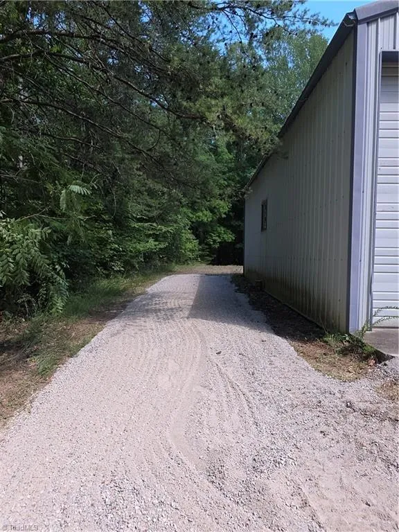 102 Hawks Road King, NC 27021