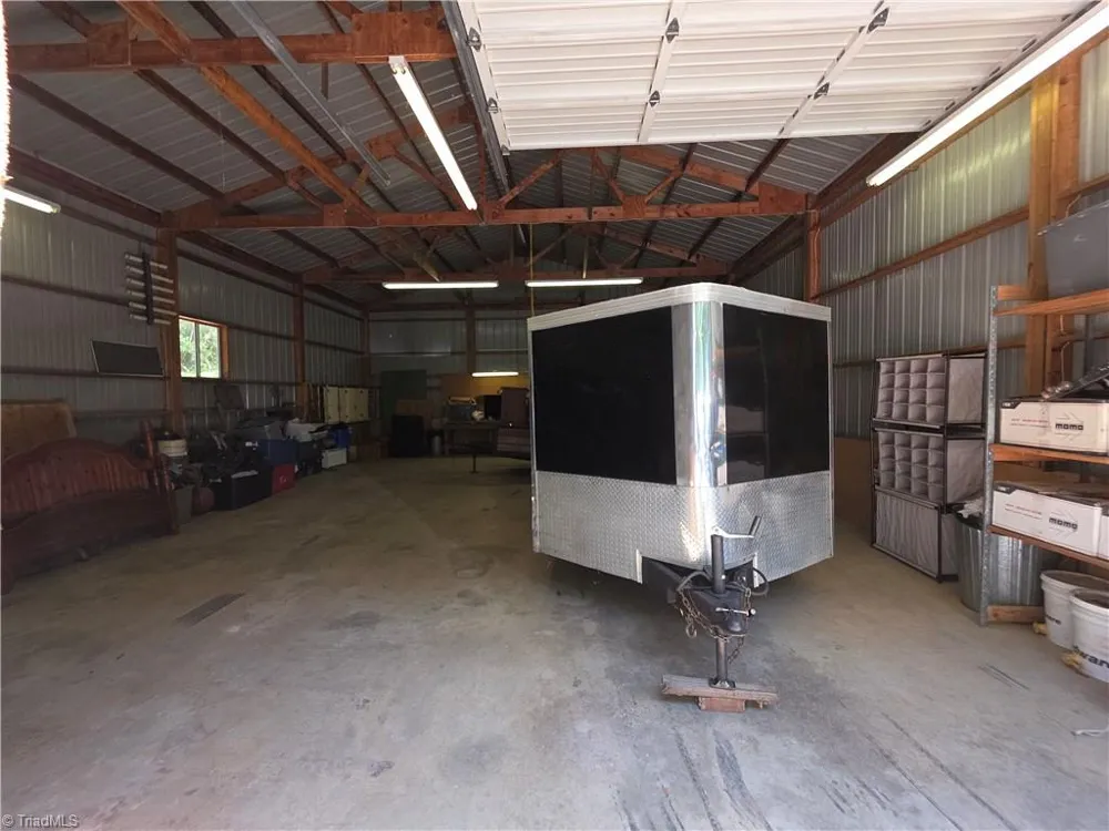 102 Hawks Road King, NC 27021