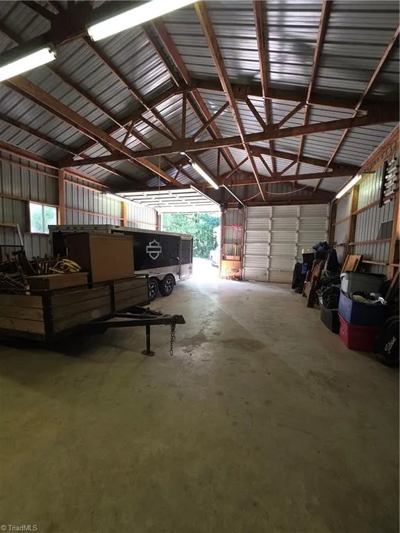 102 Hawks Road King, NC 27021