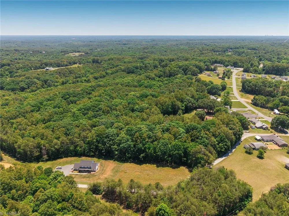 102 Hawks Road King, NC 27021
