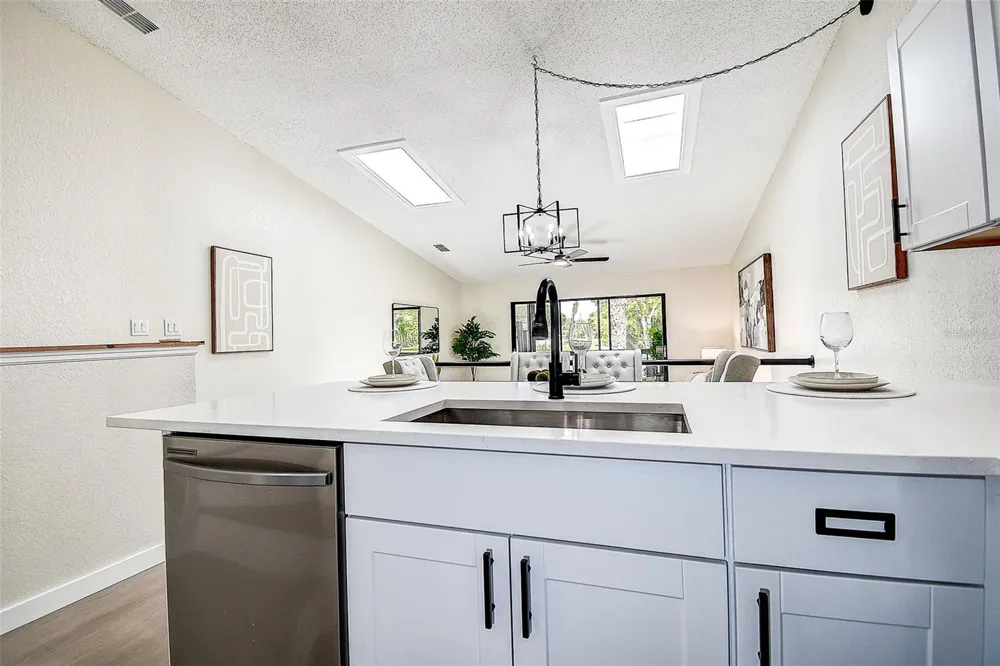 6204 92ND PLACE #3705 Pinellas Park, FL 33782