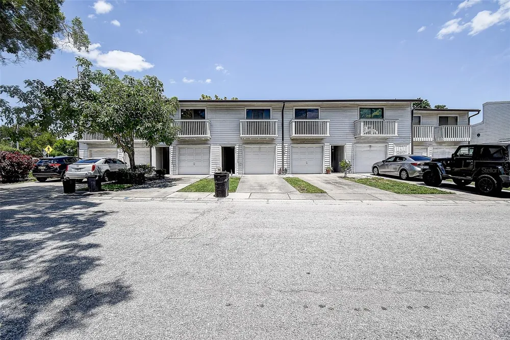 6204 92ND PLACE #3705 Pinellas Park, FL 33782