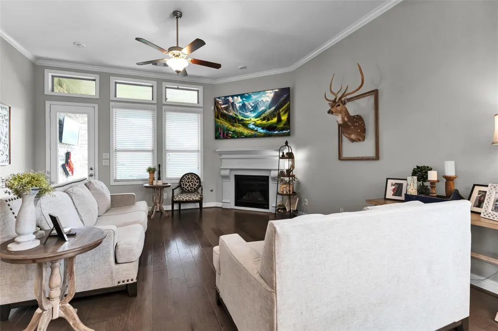 561 Rolling Brook Lane Pinehurst, TX 77362
