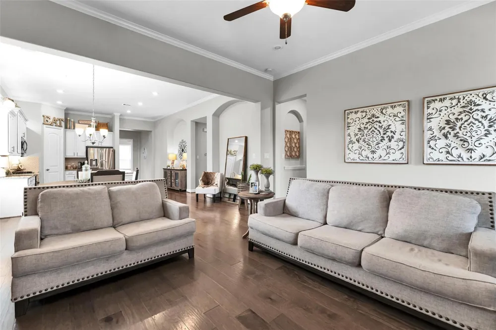 561 Rolling Brook Lane Pinehurst, TX 77362