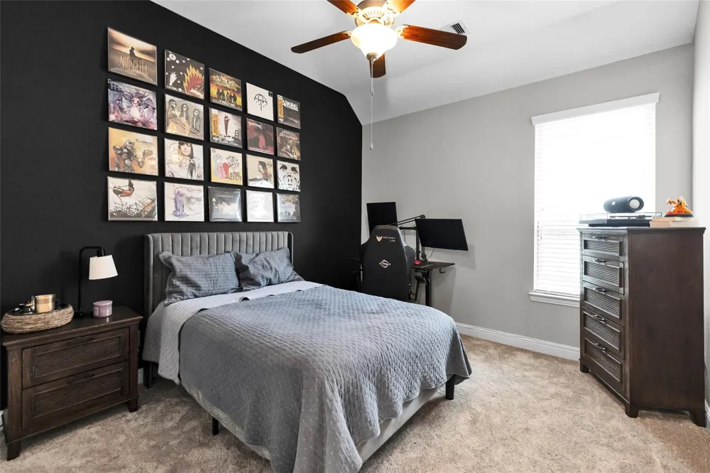 561 Rolling Brook Lane Pinehurst, TX 77362