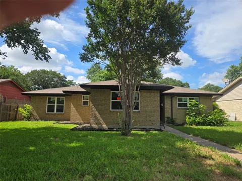 1509 Bowie Street