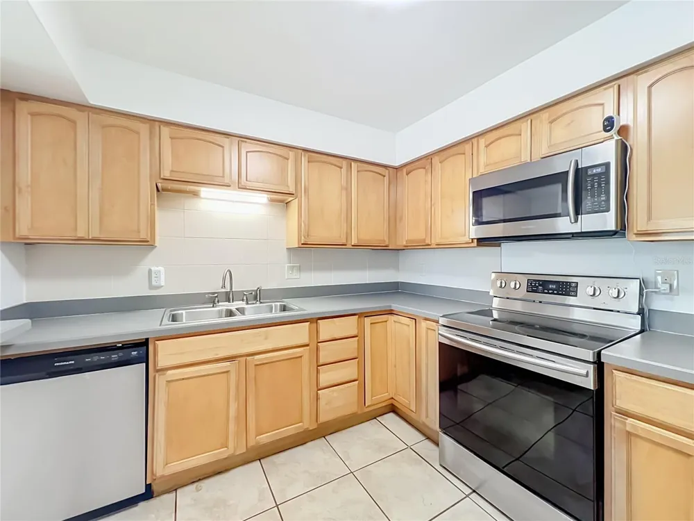 3312 S FOREST STREET Orlando, FL 32806